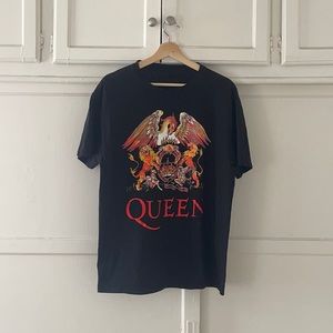 QUEEN band tshirt